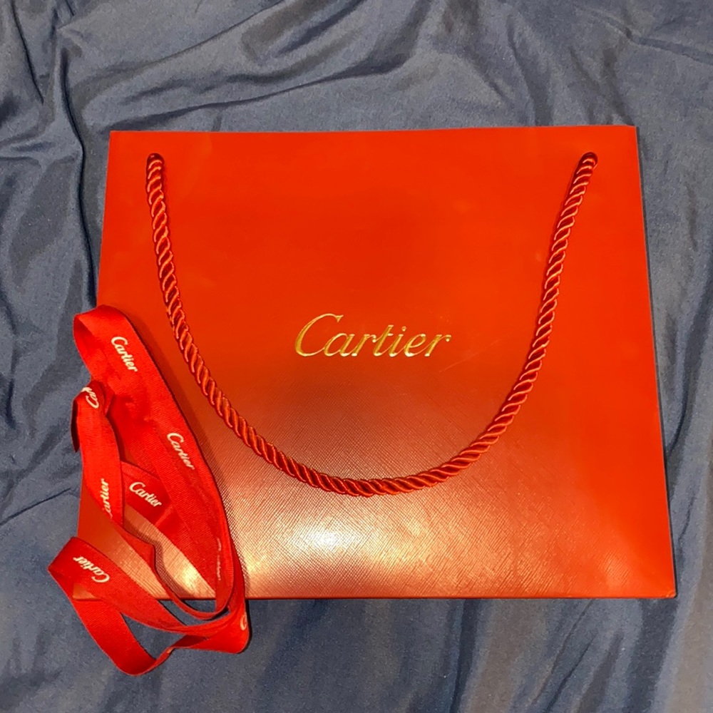 Empty shopping bag Cartier